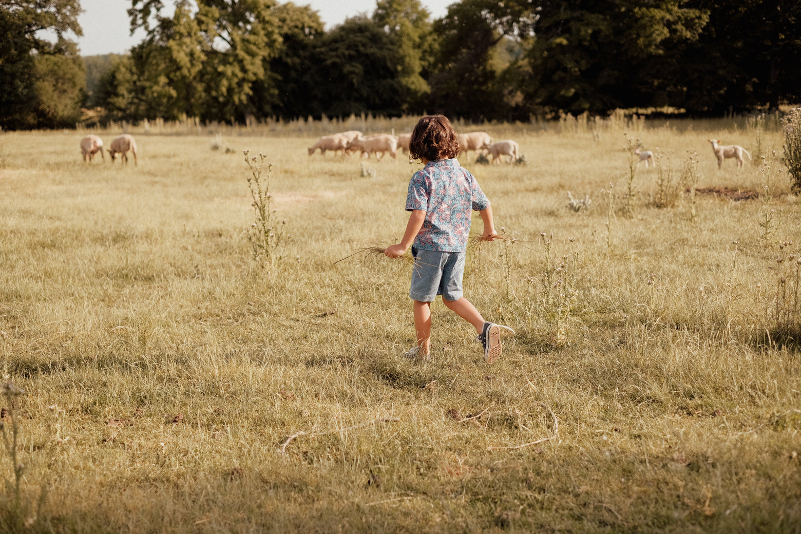 Why breathable and lightweight clothing is so important during summer? How to avoid heat rash for babies and kids during summer and holidays.