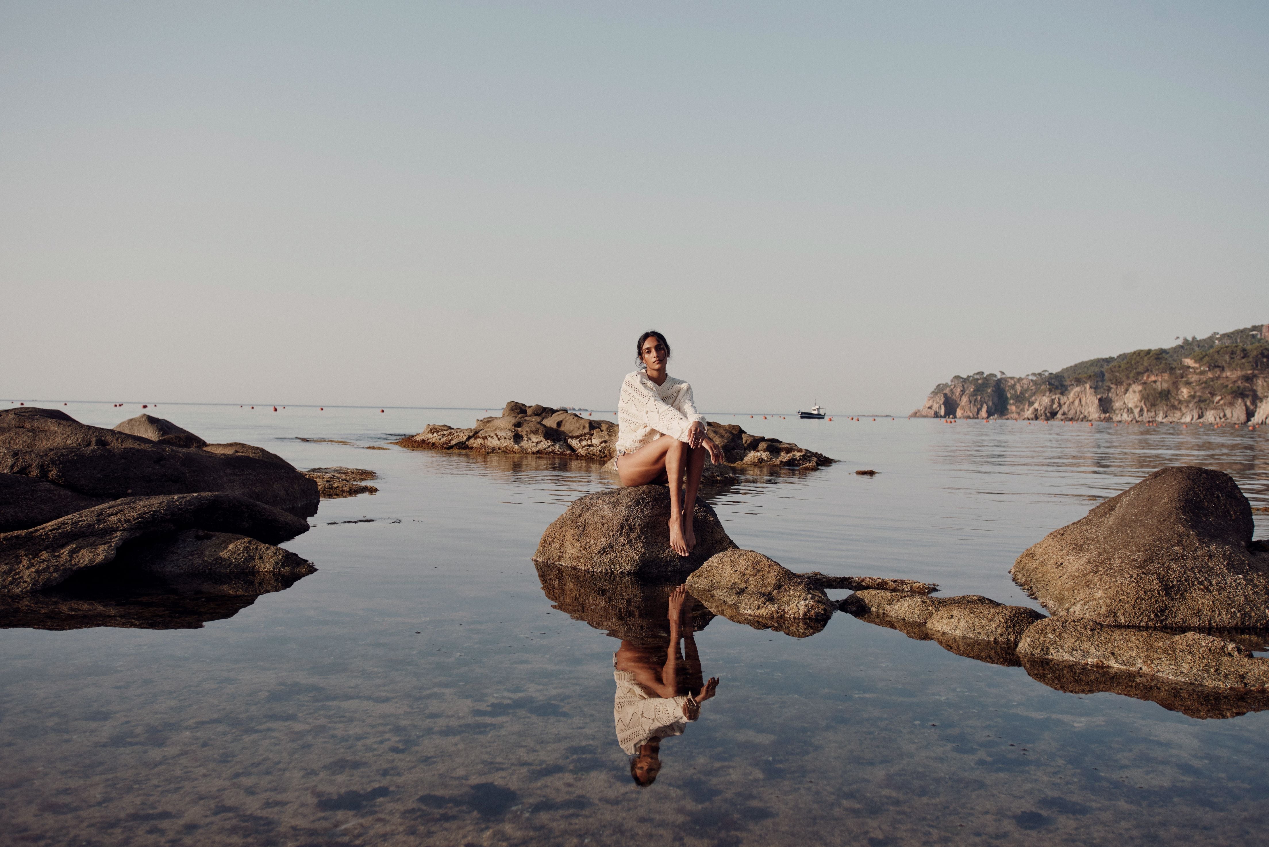 Sustainable traveling and sustainable packing, sustainable fashion for women, kids, babies and teens