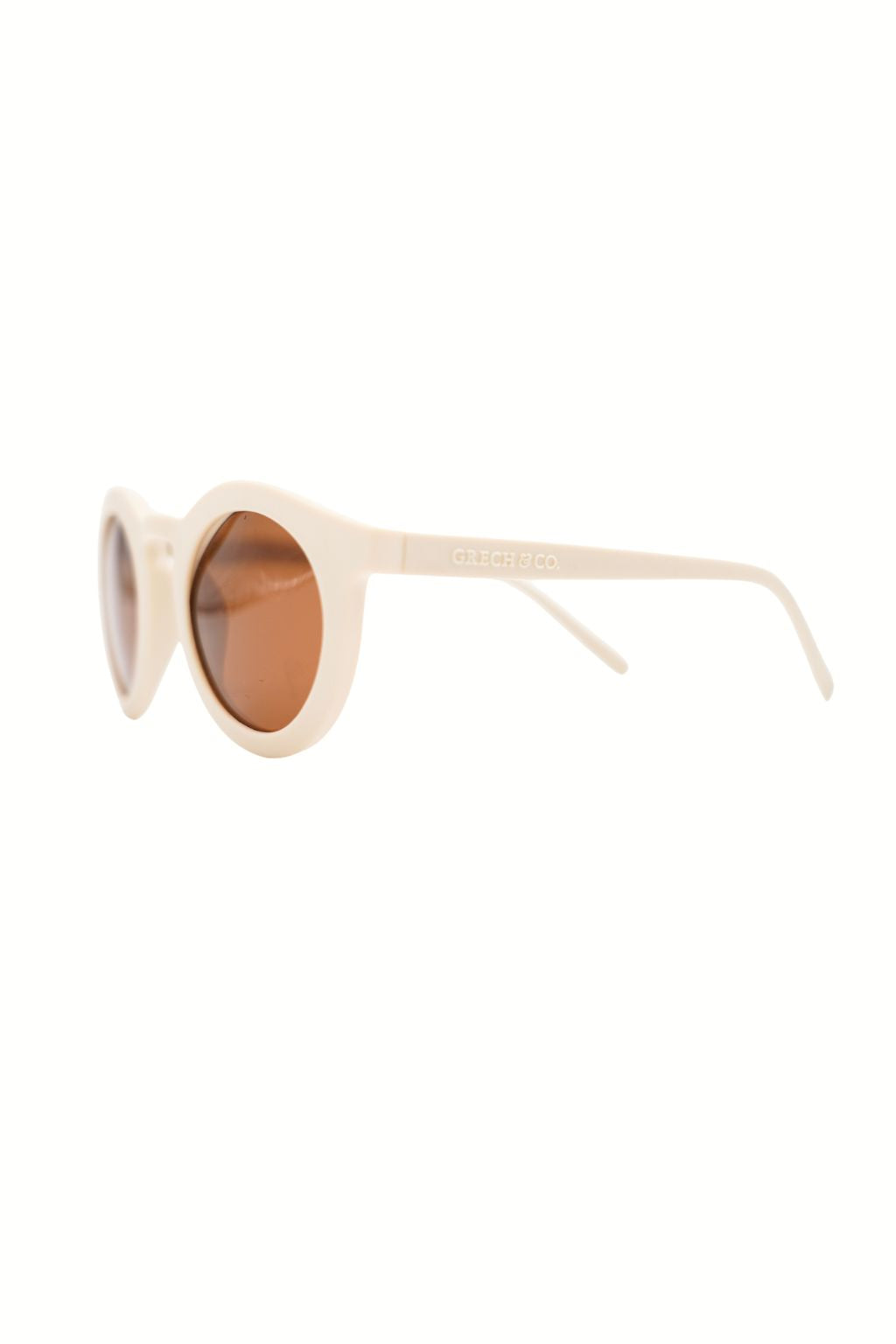 Sustainable kids sunglasses in white by Grech & Co at MiliMilu. Sustainable sunglasses are the best kids sunglasses with polarised lenses & UV400 protection.