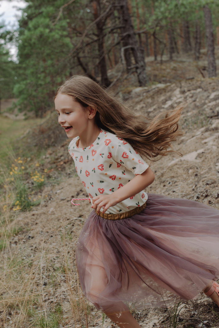 Shop the best kids and tween festive clothing online.