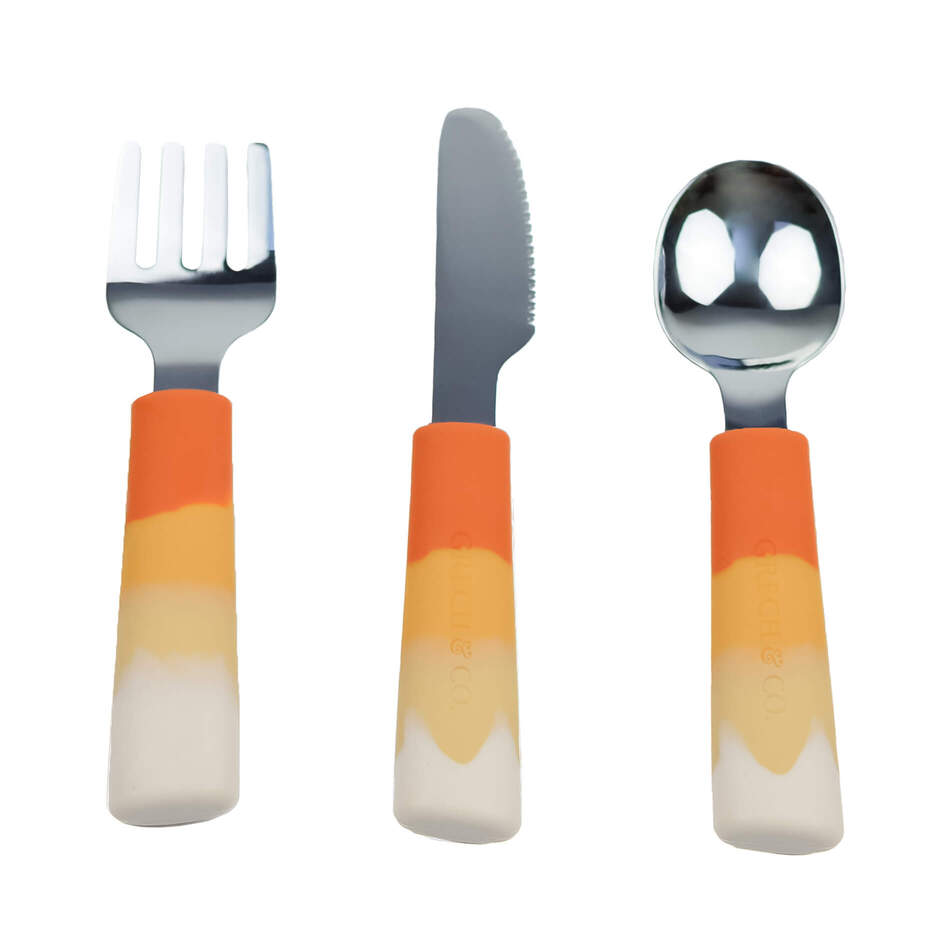Shop cutlery sets for toddlers and kids in orange colour online in Hong Kong and Singapore.  These toddler and kids' durable utensils are eco-friendly and made from silicon and stainless steel, perfect for learning independent eating for toddlers. Shop a wide range of practical and useful gifts for toddlers and kids.