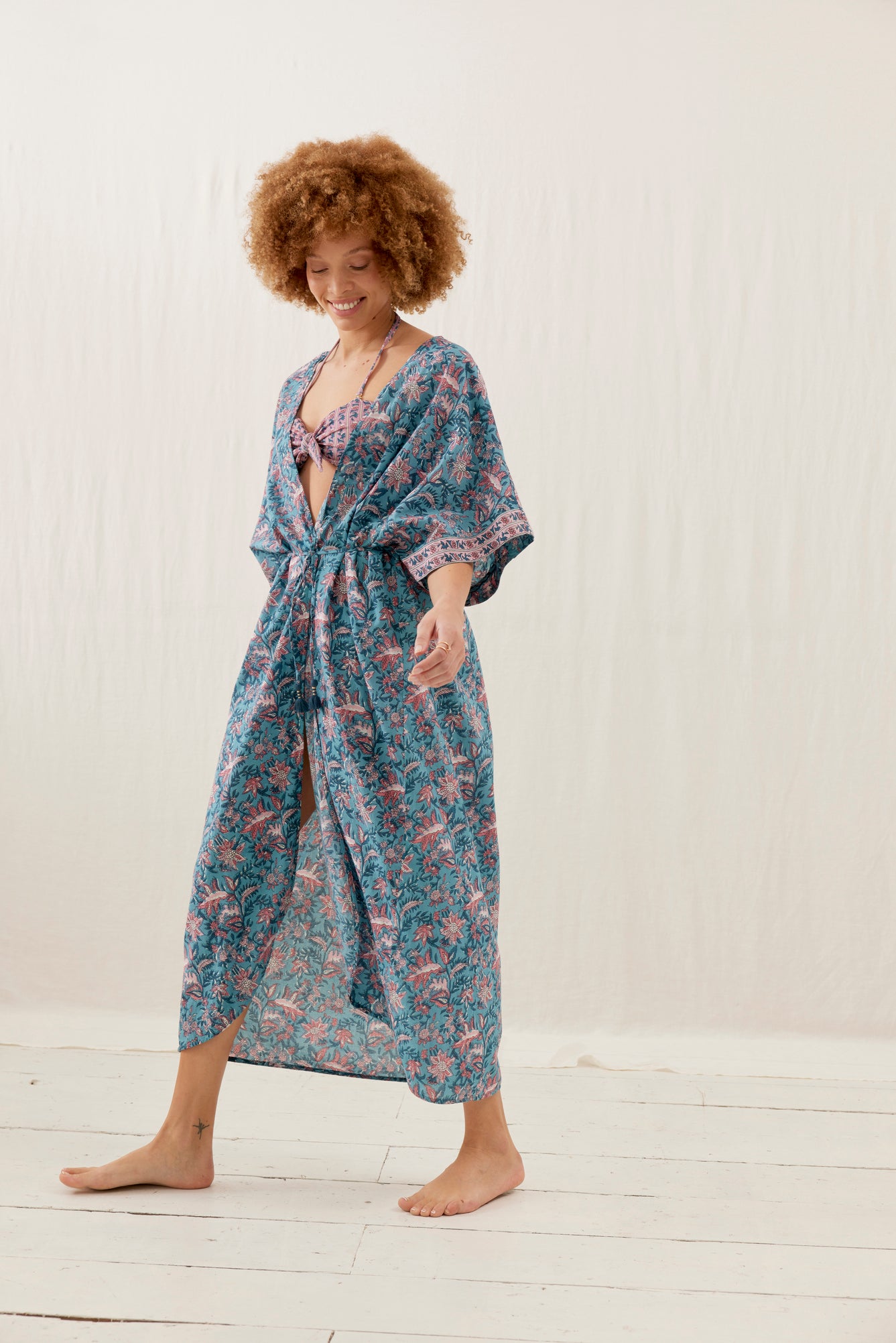 The Chill Kimono can also be worn as a casual dress and is easy to match with any of our swimwear. Louise Misha makes this stunning women kimono and is the perfect addition to your beach wear. Shop the best lounge wear and summer fashion for women. This beach cover up is must have for this summer and holidays.