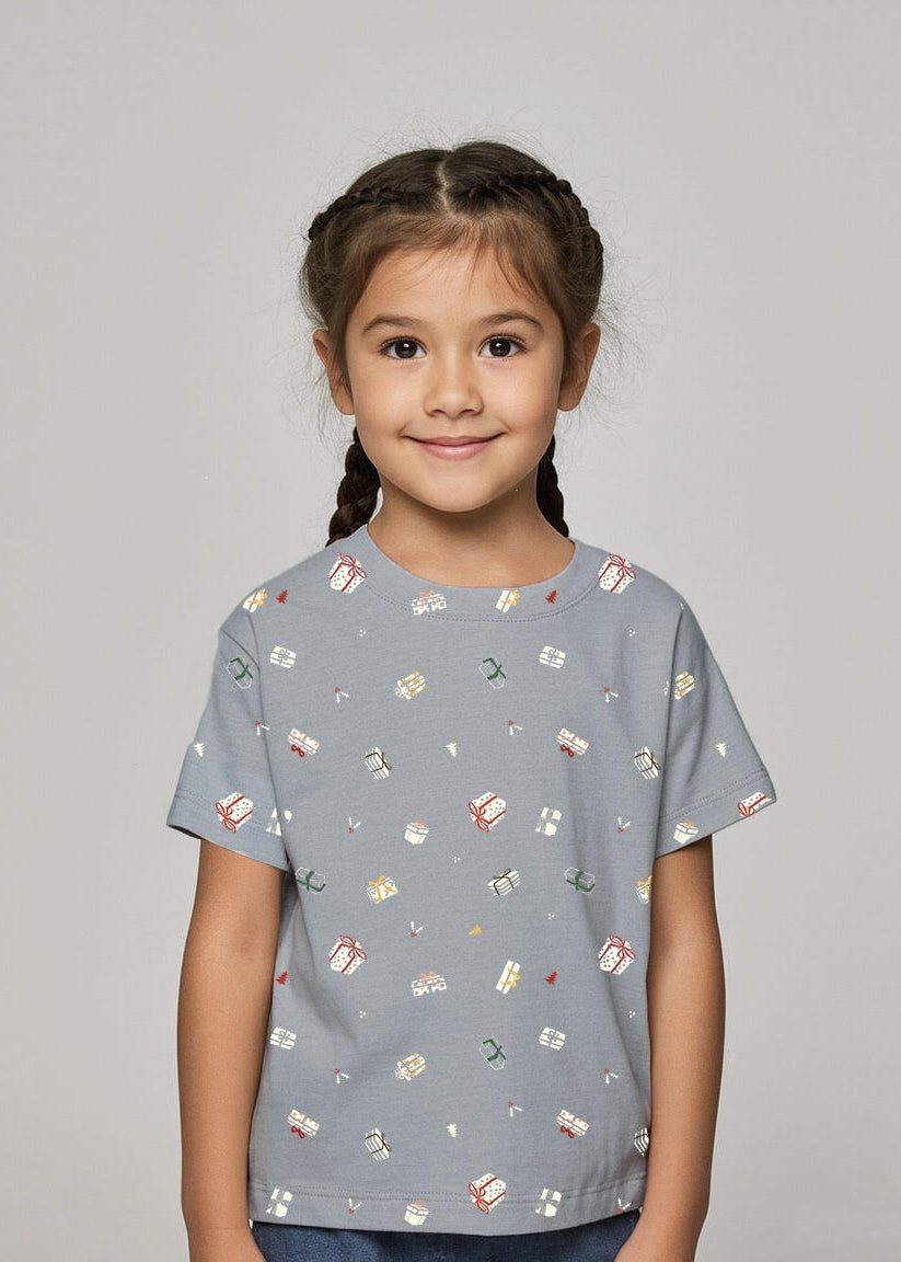 Shop the best kids Christmas T-shirt wiht unique and original print