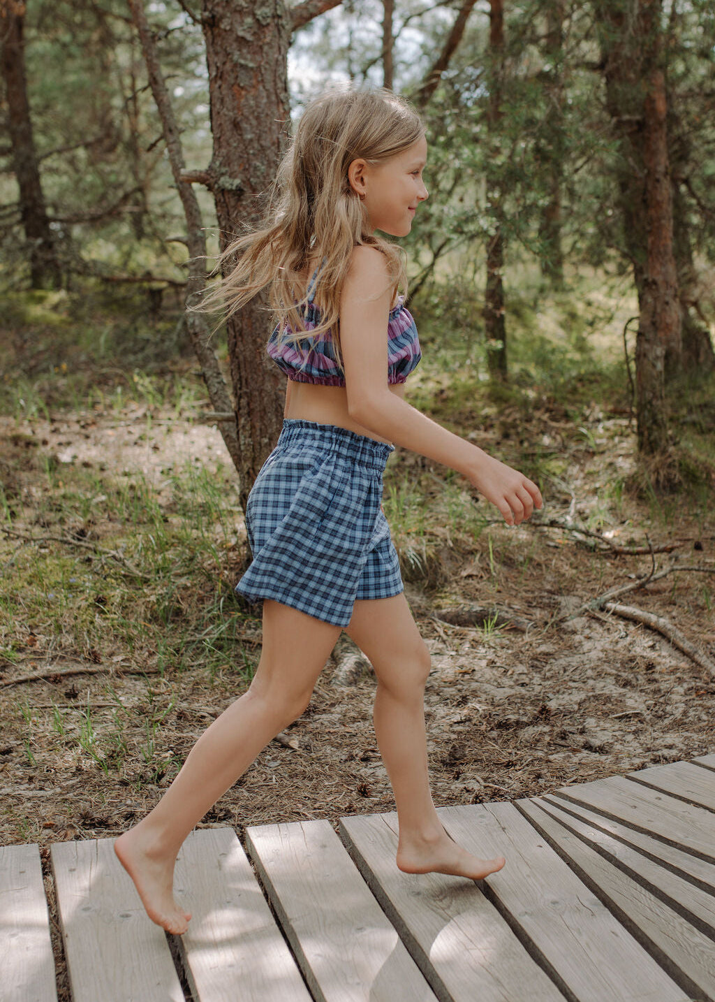 Girls outfit set – mix and match bright shorts with coordinating crop tops, MiliMilu Oti Bright collection.