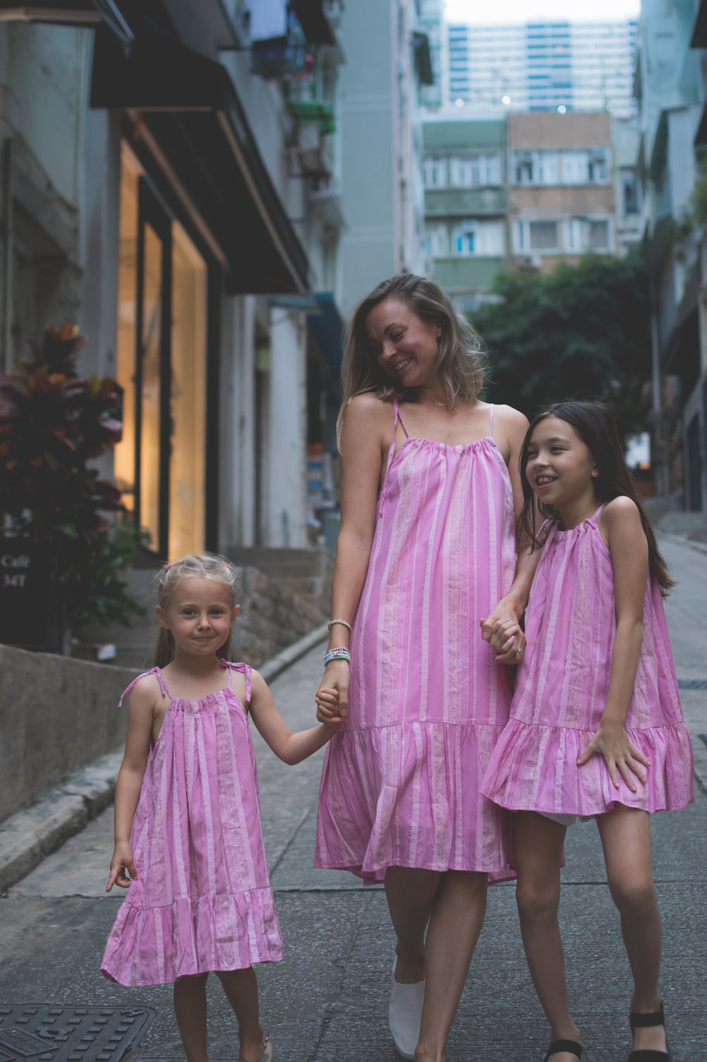 Mother and daughter matching pink Lilly dresses, Mini Me fashion.