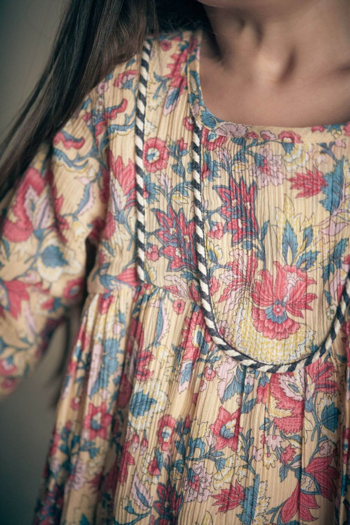 Shop organic cotton girls dresses with bohemian flowers by Louise Misha online in Hong Kong and Singapore. Best girls dresses and girls clothing at MiliMilu.