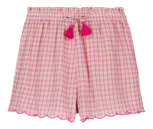 Organic cotton women pyjamas set by Louise Misha in fusia. The set includes shorts and a summery top. Shop the best summer pajamas online at MiliMilu.