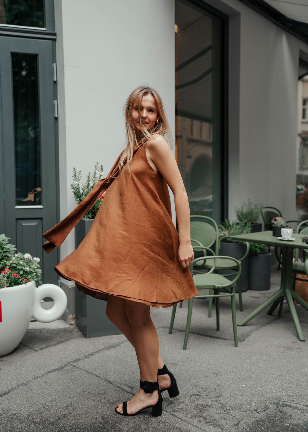 Paris mini dress caramel functional pockets linen-silk blend sustainable luxury