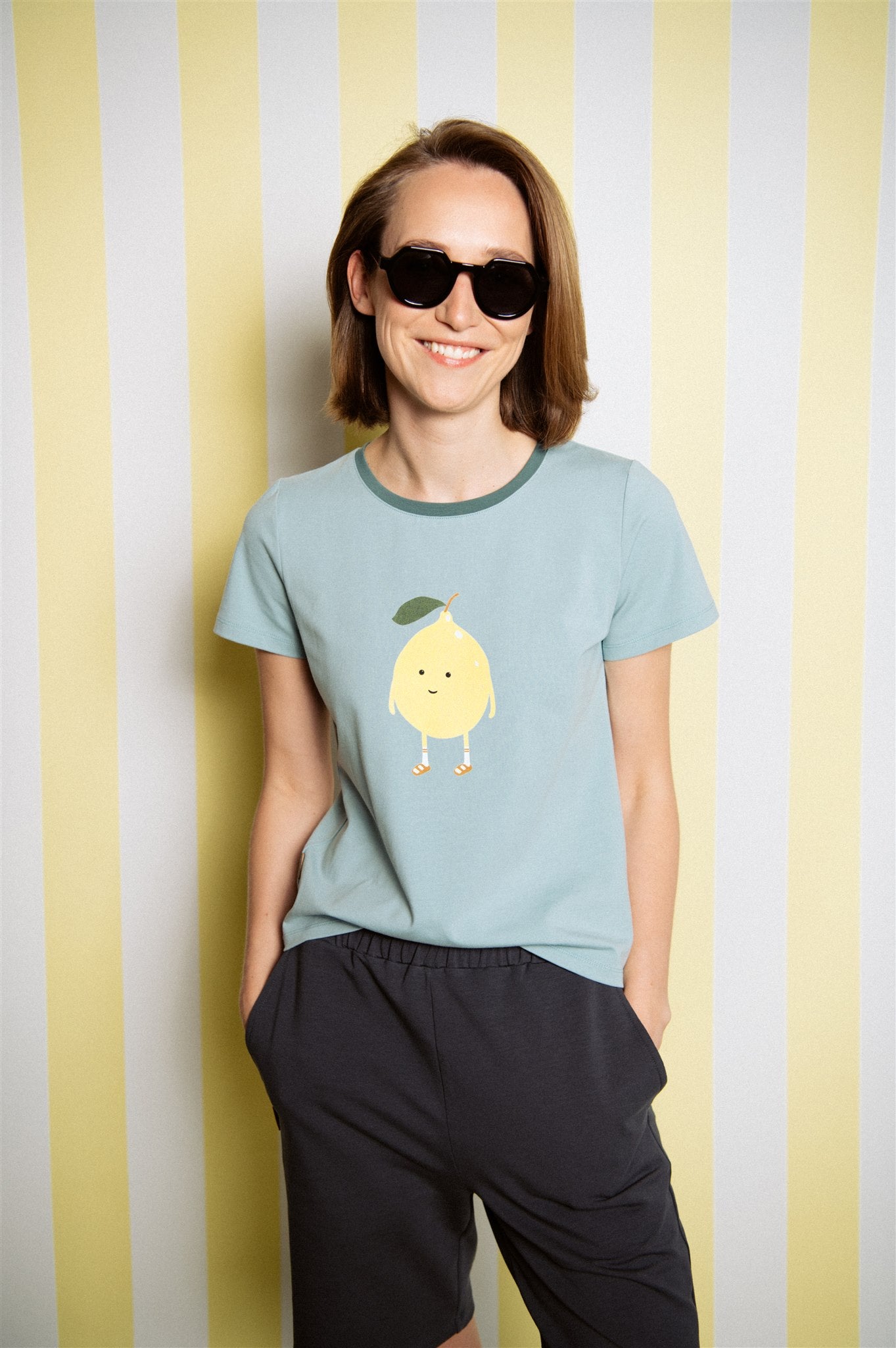 A breathable, organic cotton ( Oeko-Tex certification) baby body with lemon print. Mini Me fashion and baby matching, & family matching clothing with baby.