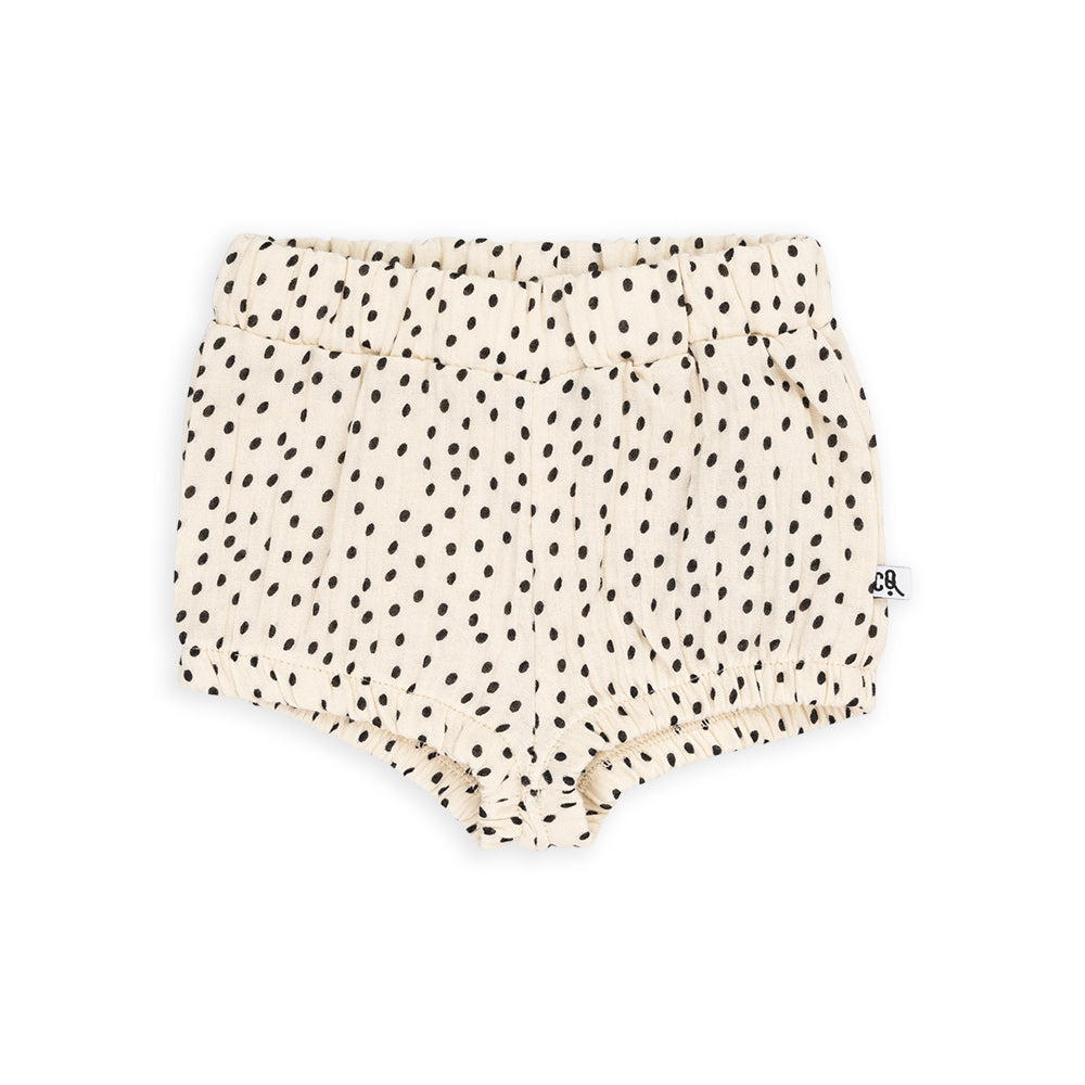 Summer-ready in baby bloomers with Mini dots, these breathable and easy-to-wear organic cotton baby bottoms are perfect for revamping your baby's summer clothing. These baby bloomers are easy to wear and extra comfortable. Shop the best baby clothing and bay gifts and bay presents online. Baby shower gifts with smile.