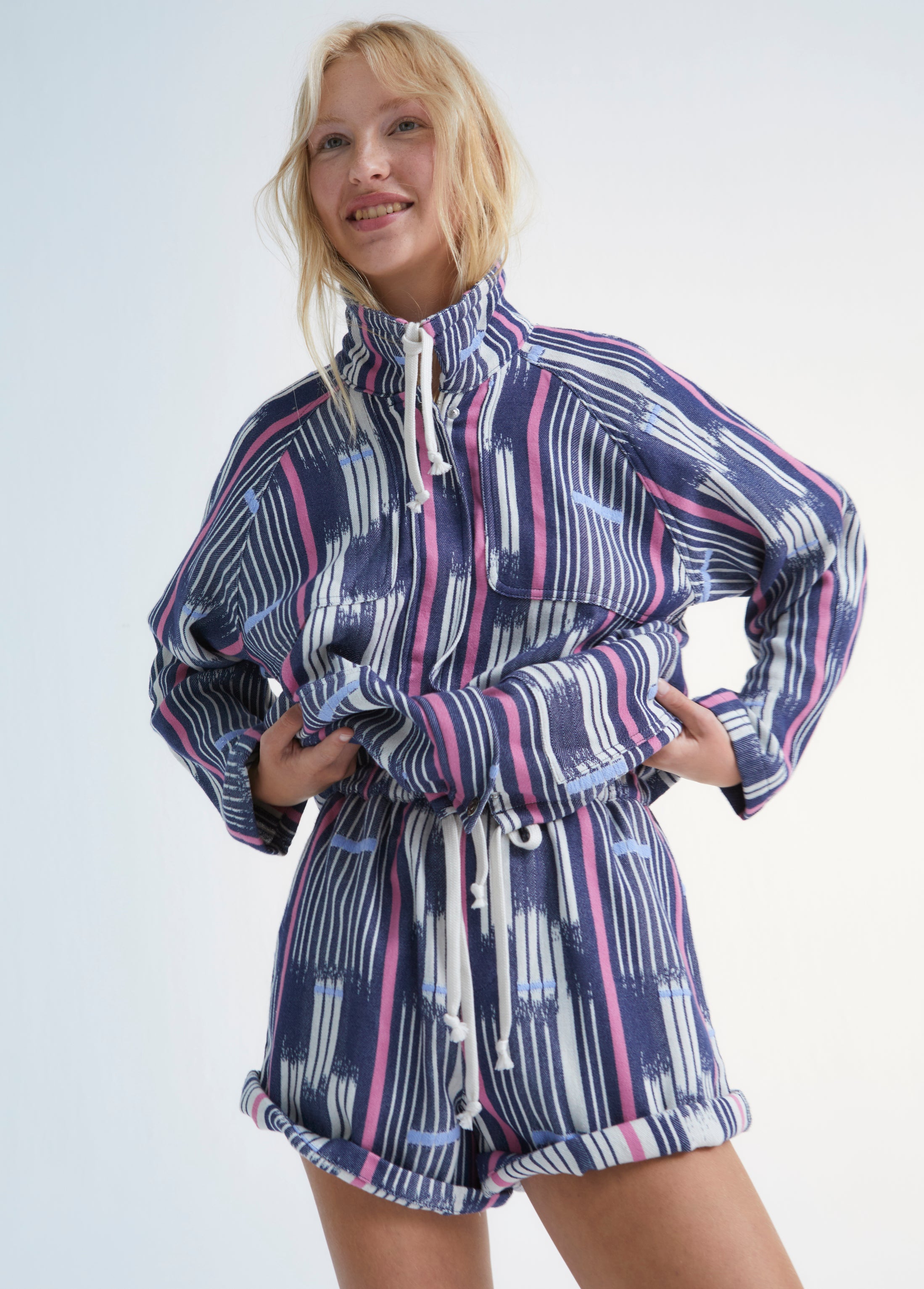Organic cotton women jacket Echo - lightweight and breathable summer jacket- jacket for trendy women online. Shop sustainable women fashion at MiliMilu.