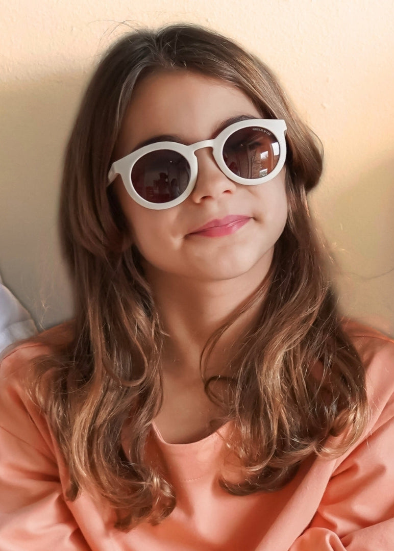 Sustainable kids sunglasses in white by Grech & Co at MiliMilu. Sustainable sunglasses are the best kids sunglasses with polarised lenses & UV400 protection.