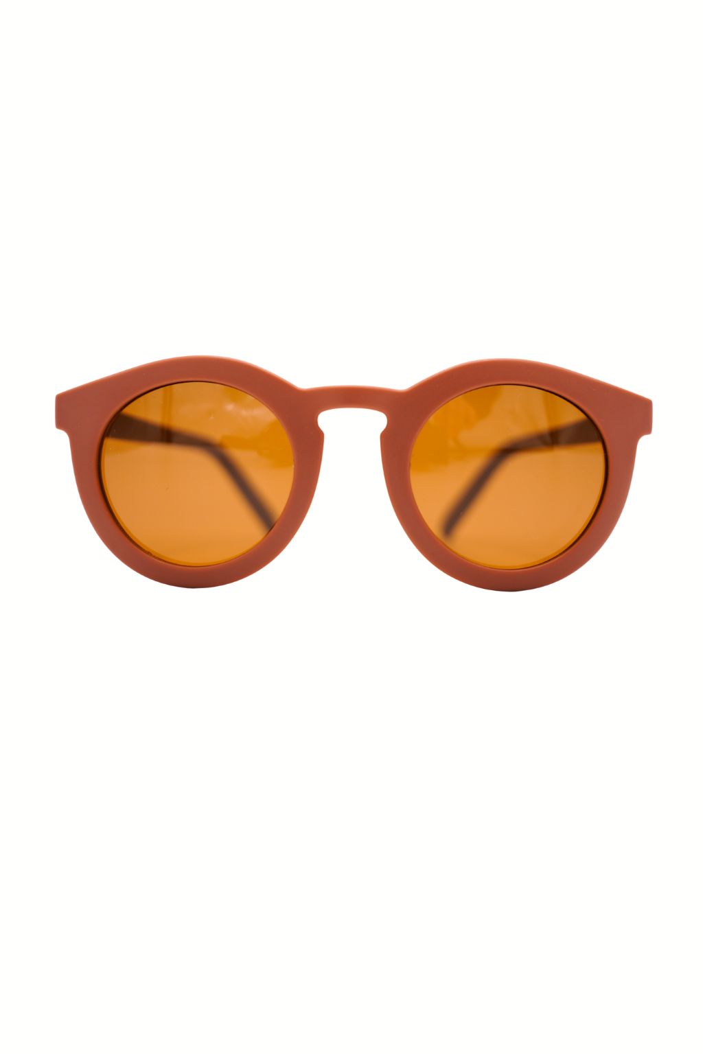 Sustainable kids sunglasses by Grech & Co in mallow with polarised lenses & with UV400 protection. MiliMilu Lifestyle offers best baby & kids sunglasses online.