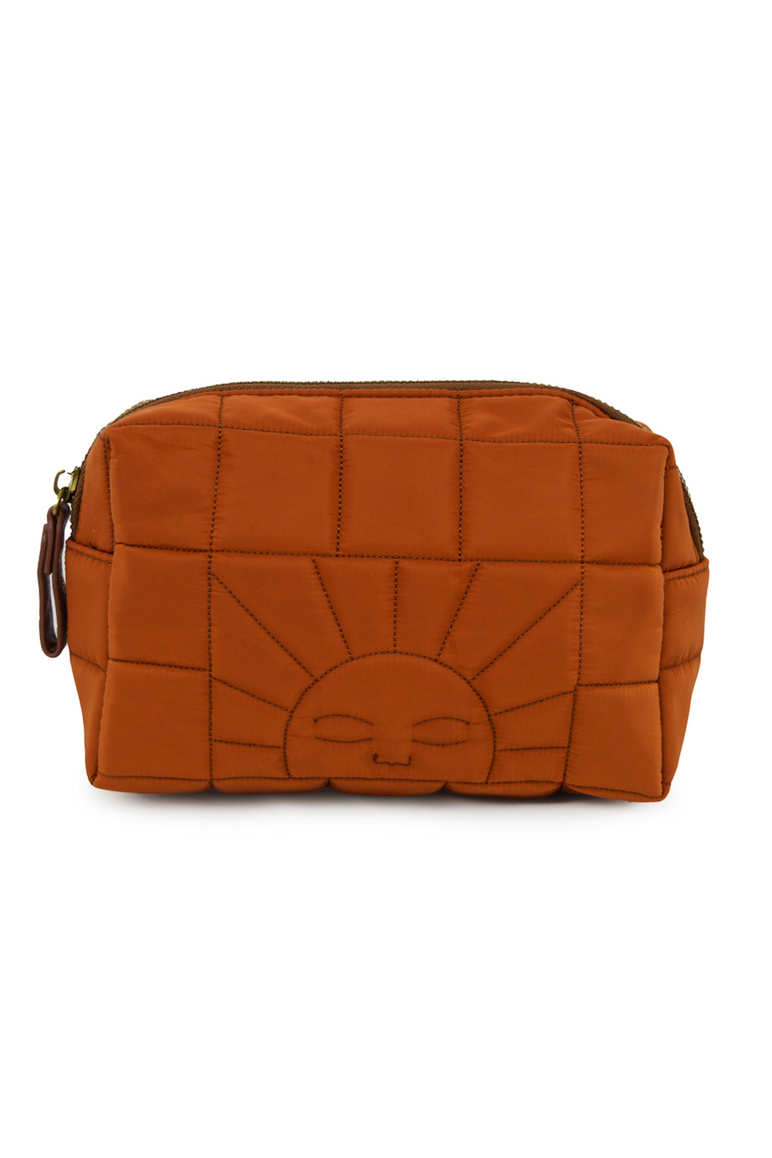 Sustainable travel pouch in bronze made from recycled materials & durable. Shop the best eco friendly gifts and sustainable presents at MiliMilu Lifestyle.