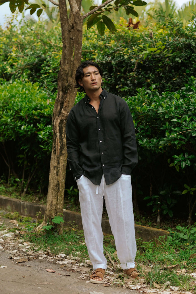 Shop the best men's linen shirts for every day wear and for holidays and get that effortless look online in Hong Kong and Singapore. MiliMilu offers a wide range of men's linen shirts from high-quality linen at affordable prices. Daddy and Me fashion online for kids and babies.