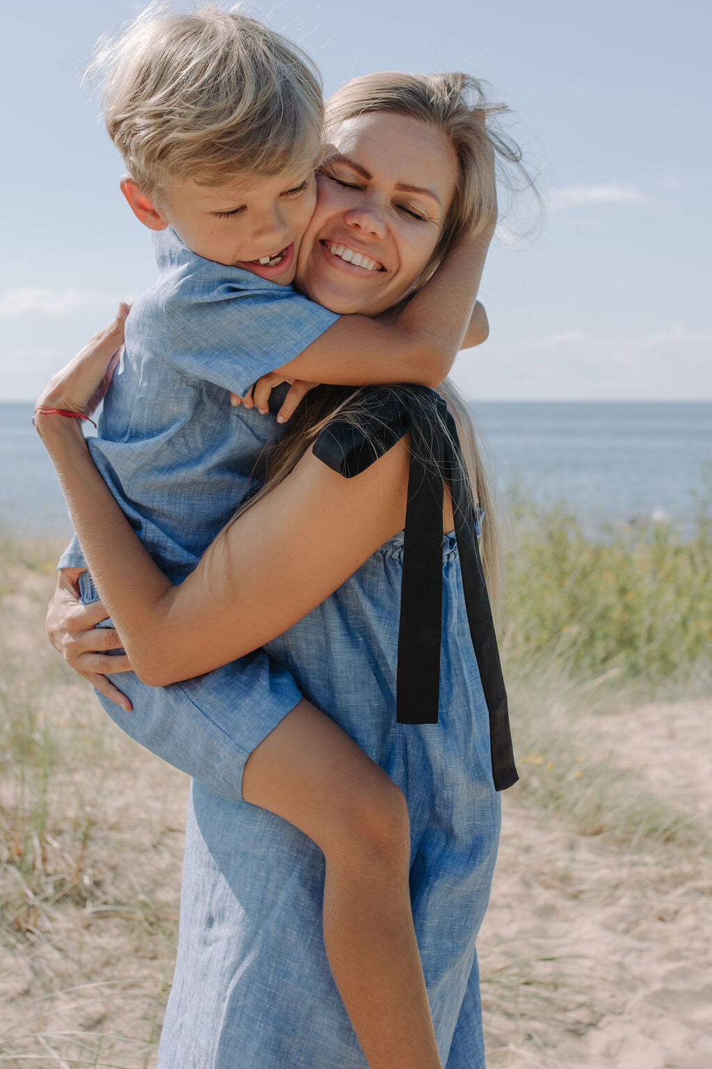 Women maxi dress made with breathable linen, blue maxi dress for women is easy to wear, from casual to dressy and goes with everything. Mommy and son macthing.
