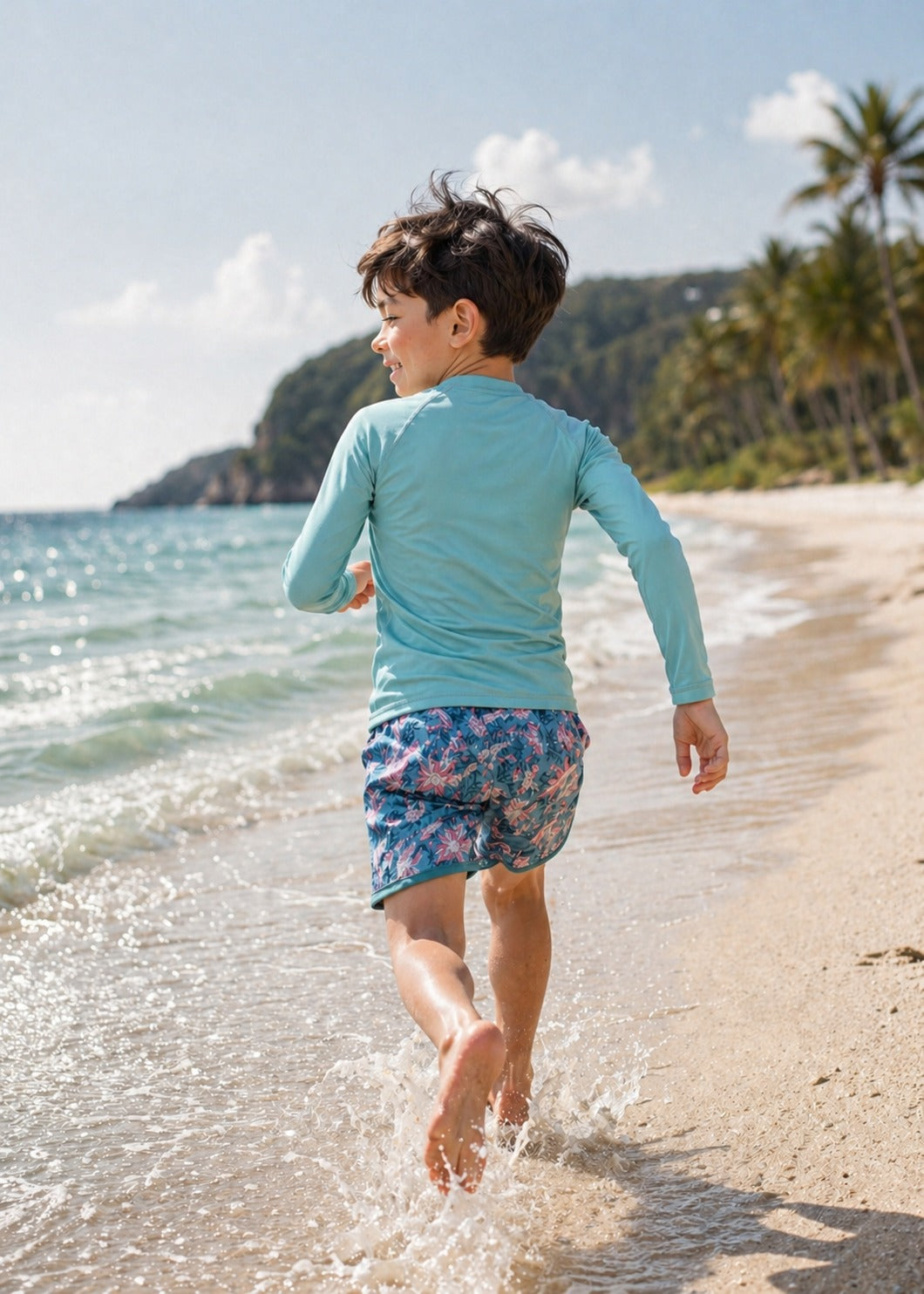 Best boys rashguard in blue – GRS-certified recycled fabric, UPF 50+ by Grech & Co