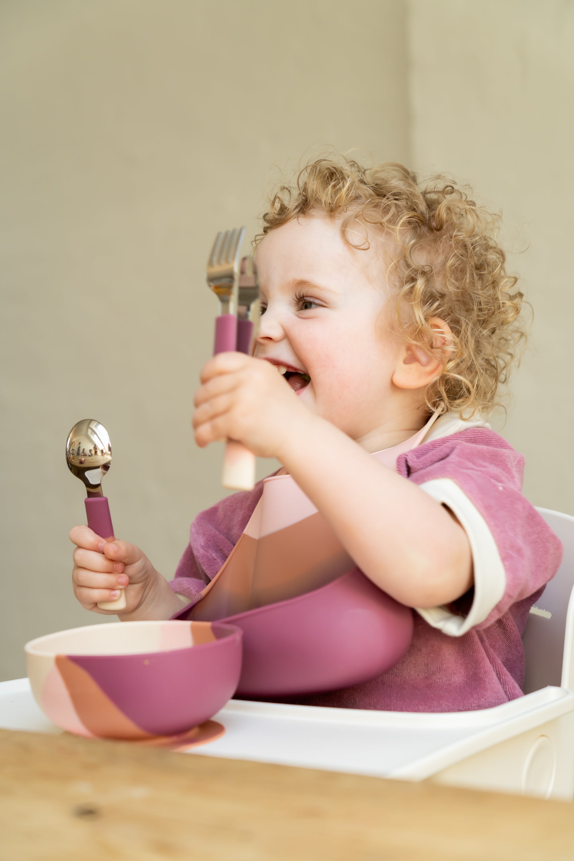 Shop an eco-friendly, practical, and Eco-friendly silicon suction bowl for kids & toddlers in pink colour online at MiliMilu, made from 100% LFGB grade siliconeand free from harmful chemicals.