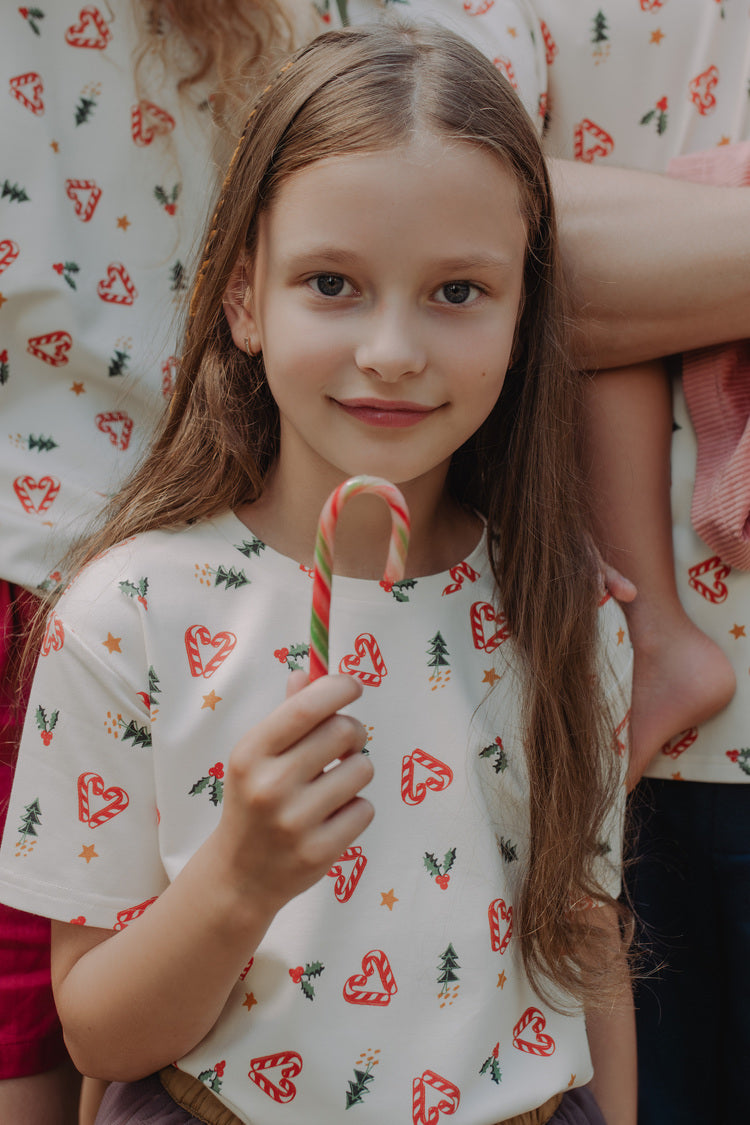 Sweet Christmas bamboo t-shirt for kids - breathable festive tee close-up
