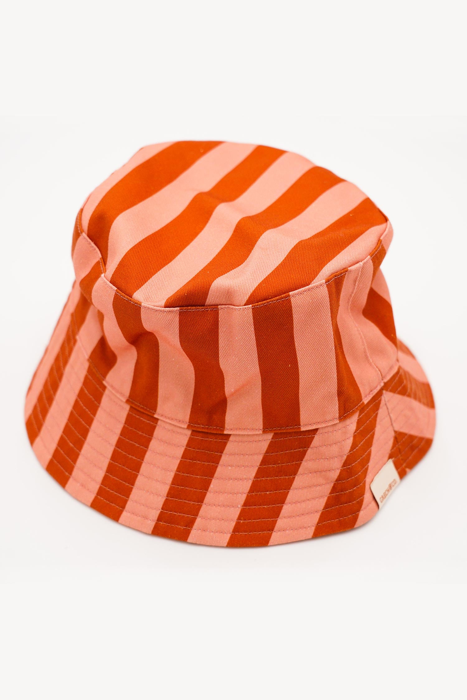 Organic cotton kids hats & bucket hats made with organic cotton, this red & pink bucket hat is reversable and brethable, shop best kids hats online at MiliMilu.