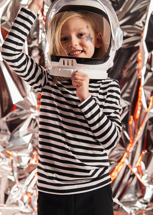 Sustainable kids clothing Hebe brand - eco-friendly long sleeve top