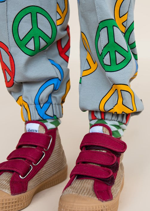 CarlijnQ Kids Peace joggers cuff detail — ribbed hem on organic cotton sustainable kids sweatpants