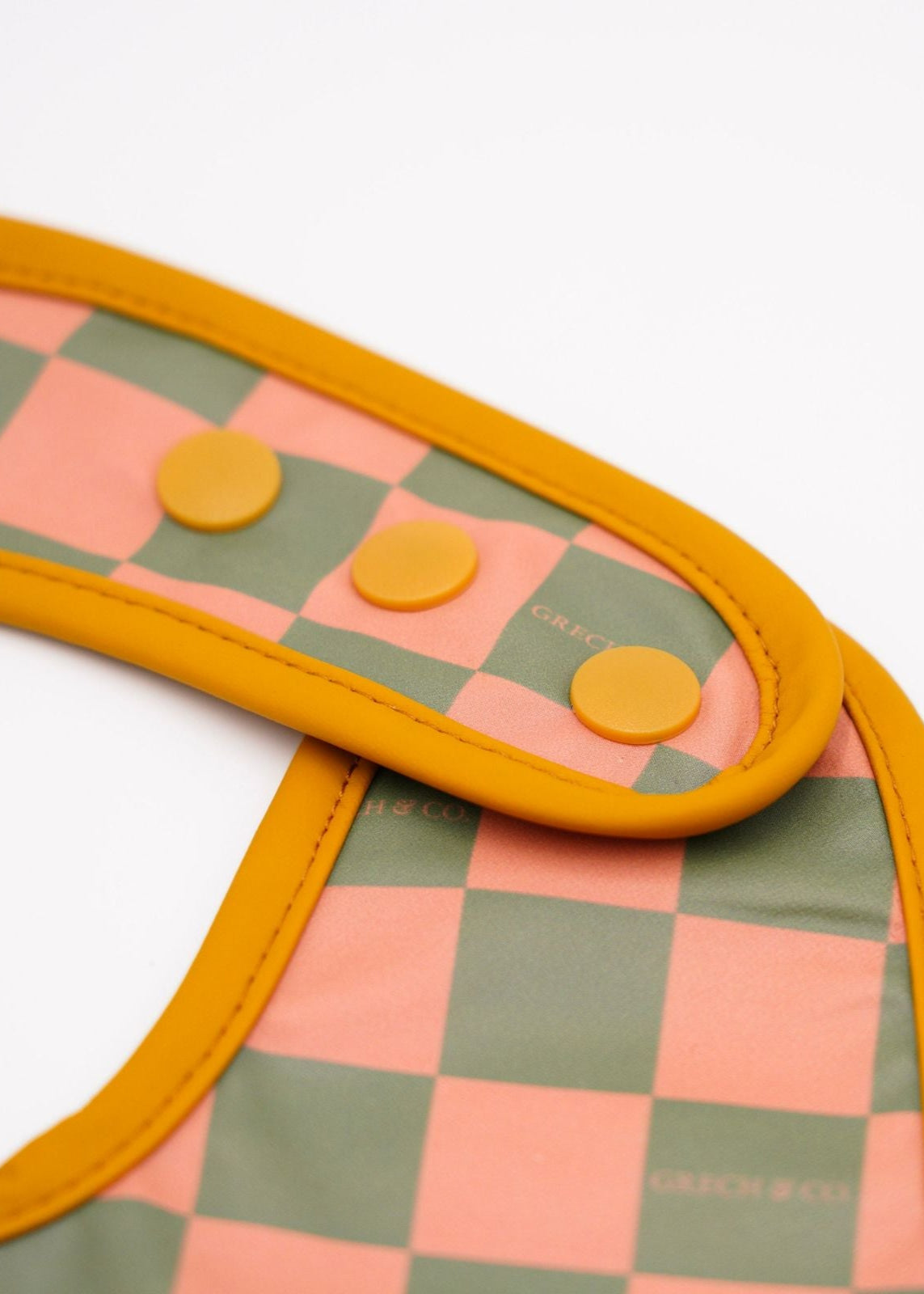 Eco-friendly and very stylish baby bib online at MiliMilu. Best baby bib is made of safe and gentle-to-skin recycled materials. Shop best baby gifts online.