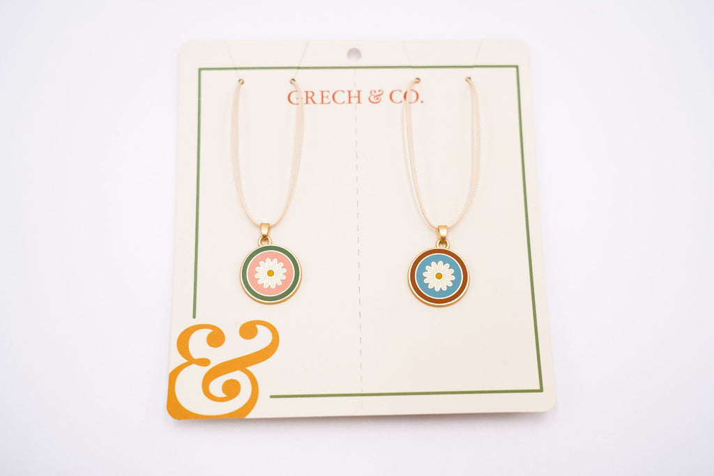 Shop the best girl's friendship necklaces with flowers online in Hong Kong and Singapore now. Sustainable and eco-friendly friendship necklaces with flowers are stylish and the best present for girls and besties to share their friendship. Made with eco-friendly alloy gold metal (enamel) by Grech and Co.