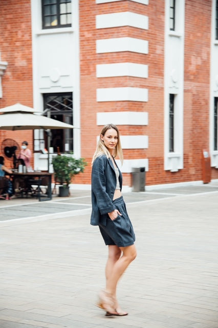 The women's linen blazer is a loose-style linen jacket in grey is handcrafted from the highest quality European linen. Shop best linen clothing for women.