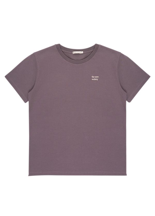 The New Society basic women's t-shirt is breathable and lightweight, made with organic cotton in plum/grey colour. Mini Me style is available to match your daughter or son! MiliMilu offers sustainable fashion for women and kids with Many Mini Me clothing options. Sustainable women clothing in Hong Kong and Singapore.