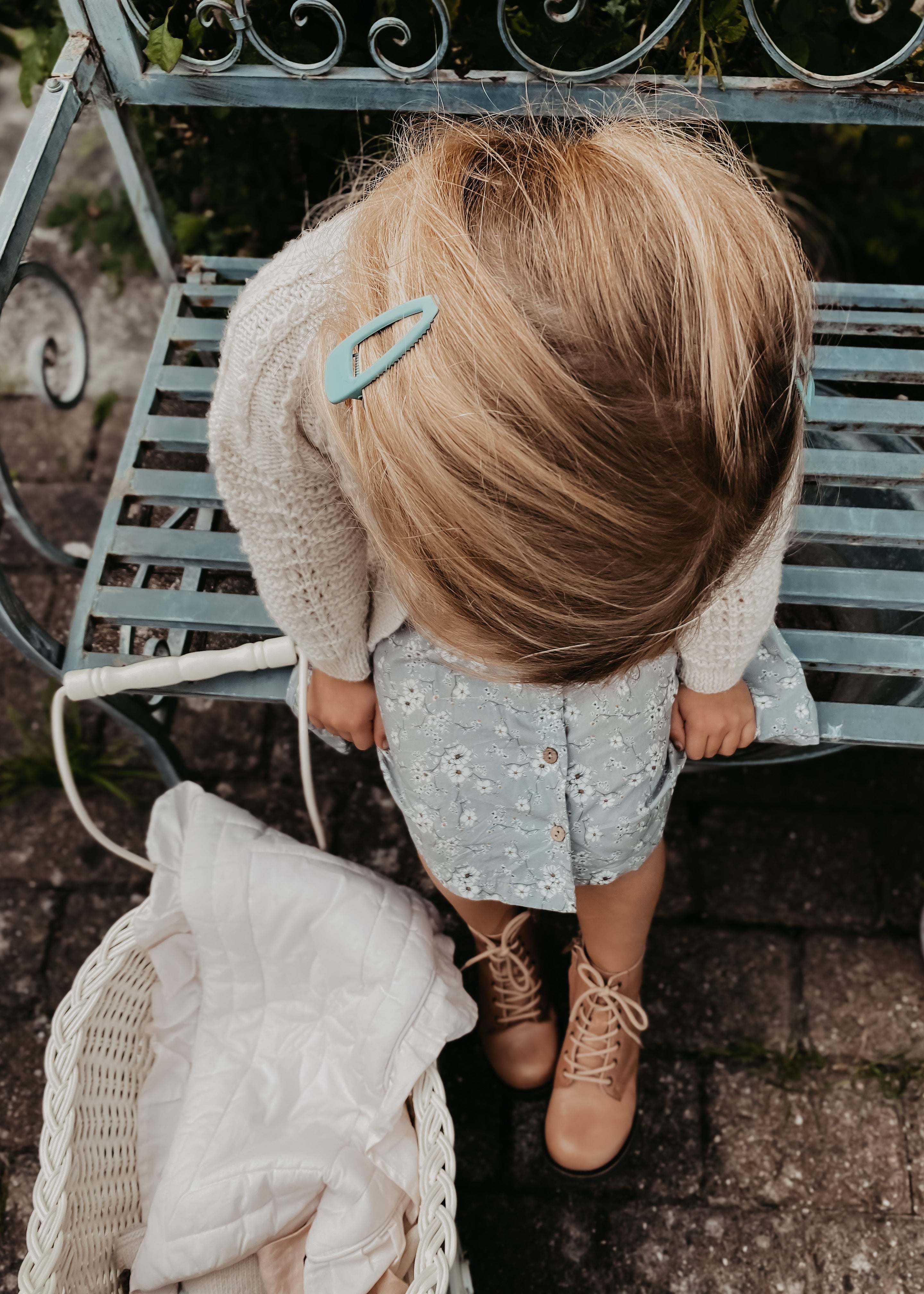 Sustainable girls hair clips, light blue matte finish, strong grip, alloy construction