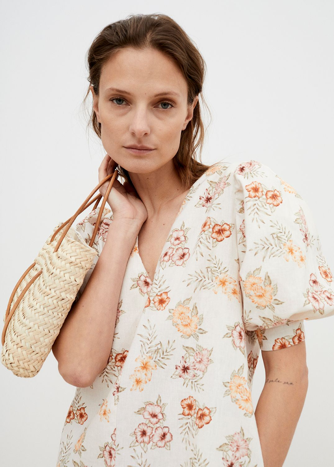 Woman wearing The New Society Palermo linen dress – lightweight, feminine summer style for HK & SG