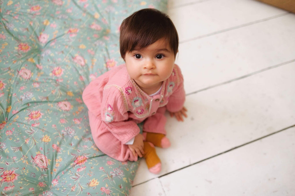 Organic cotton, breathable, stylish baby girl clothing and baby girl gifts online and in Hong Kong and Singapore.