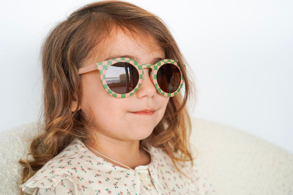 Shop sustainable and eco friendly baby sunglasses online, eye protection for babies from sun online in Hong Kong and Singapore at MiliMilu.