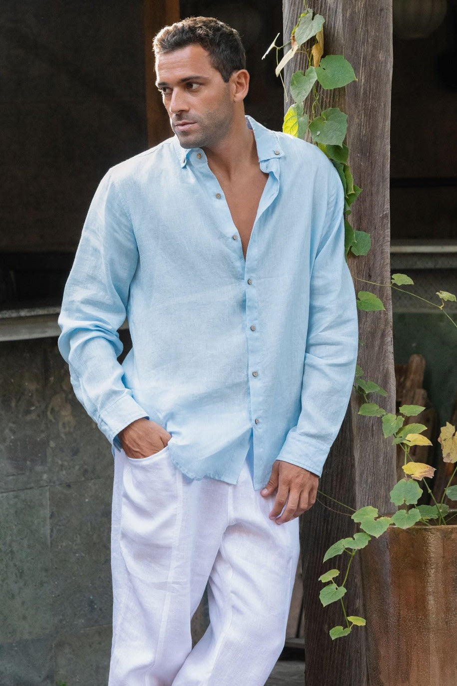 Shop timeless sky blue men's linen shirt, a wardrobe essential for the hot summer months. This sky blue men's linen shirt is a high-quality shirt and will add sophistication this summer. Perfect linen shirt for summer, holidays and formal wear. Extra breathable linen shirt for trendy men. The best gift for fathers Day.