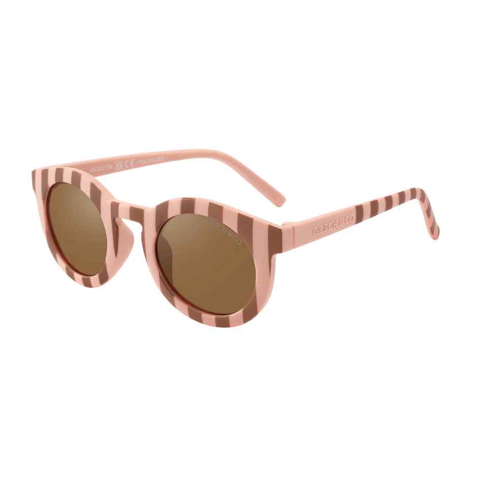 The sustainable sunglasses in pink and red for women by Grech & Co are eco-friendly with polarised lenses and UV400 protection from the sun. Mini Me styles are available to match sunglasses with your daughter or son for Mommy and Me styles. Lightweight sunglasses for trendy women online at Singapore and Hong Kong.