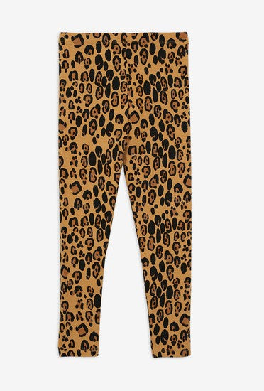 Leopard kids leggings are part of the Mini Rodini basic series. These Mini Rodini leopard leggings feature a soft elastic waistband.