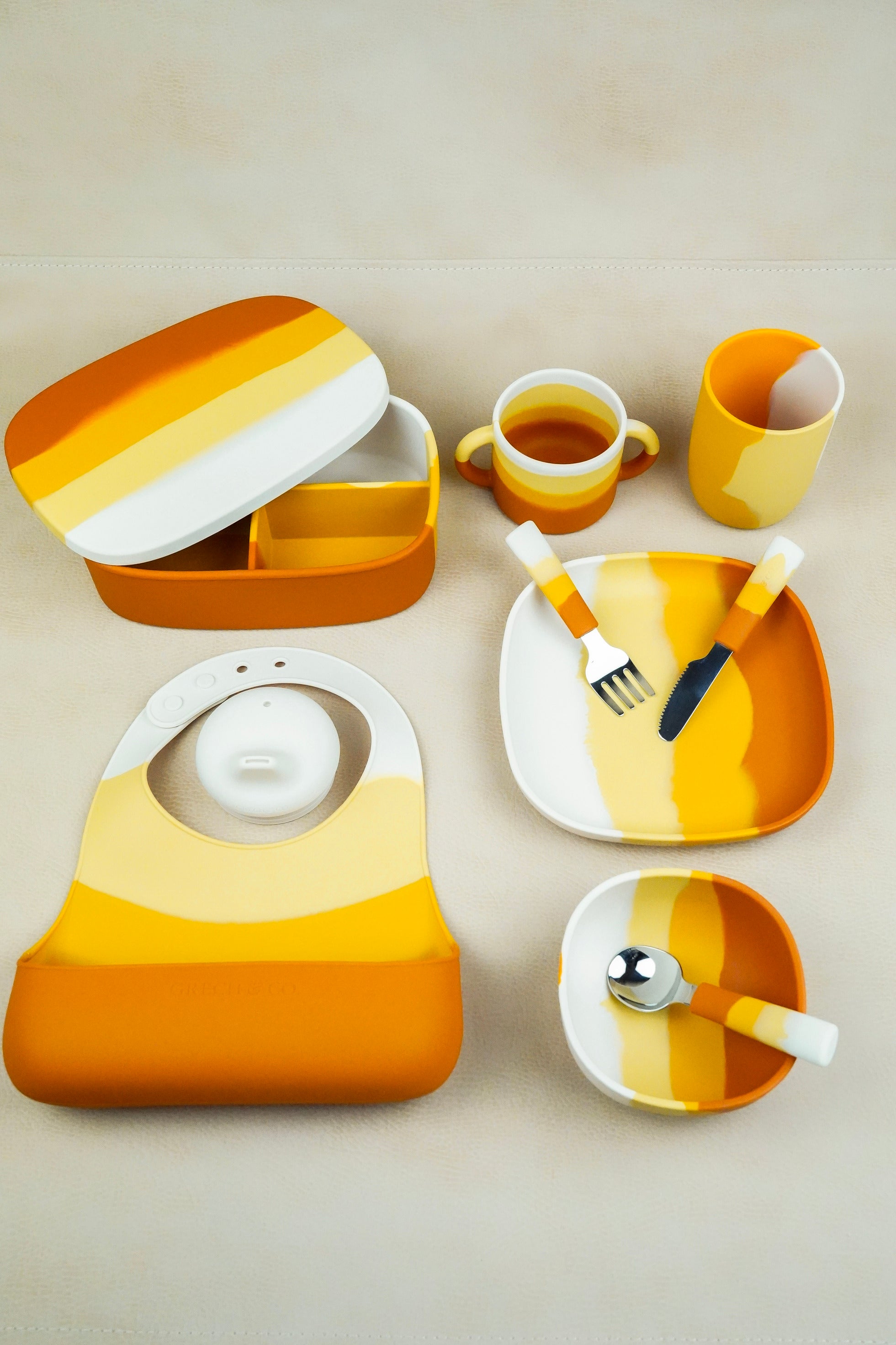 Practical, stylish, and environmentally friendly plate for your kids. Grech&Co silicone suction plates n shades of orange is made from 100% LFGB-grade silicone.