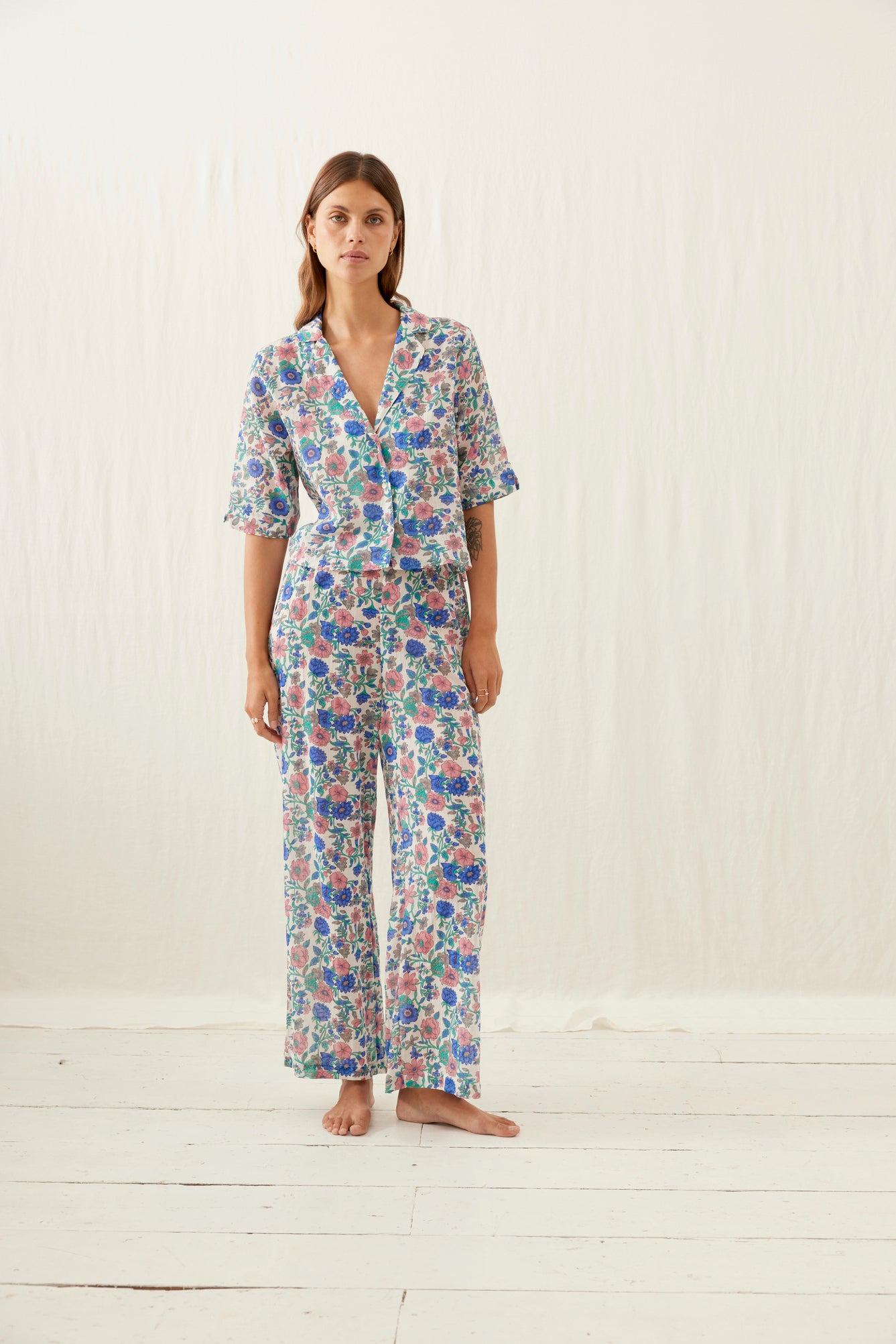 Organic cotton women pyjamas or loungewear in Blue Meadow print are the best summer pyjamas.These organic cotton women pyjamas set are made by Louise Misha.