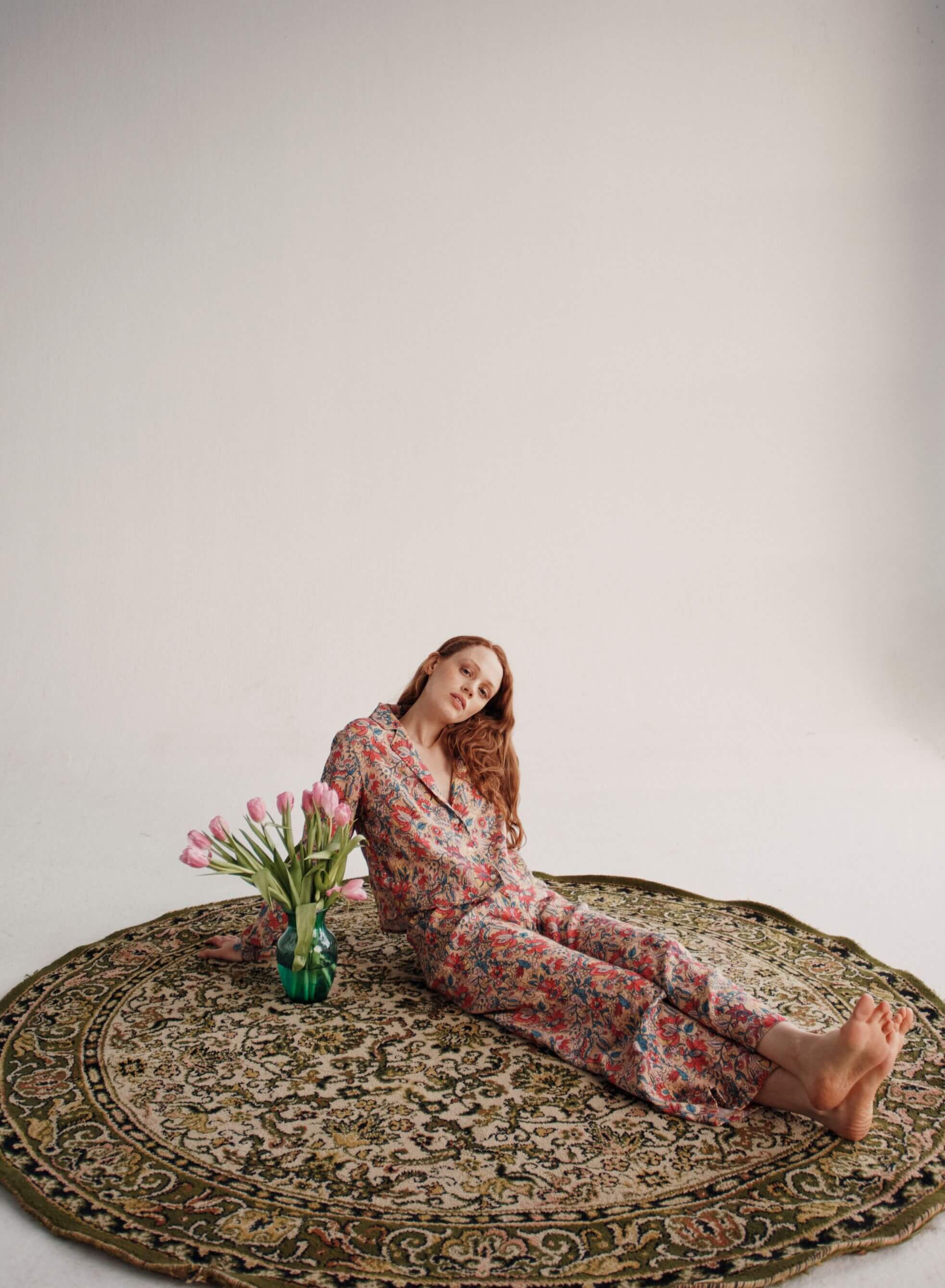 The best organic cotton women's pyjamas online at MiliMilu. The best travel pyjamas; we love to lounge in these pyjamas & have the best sleep by Louise Misha.