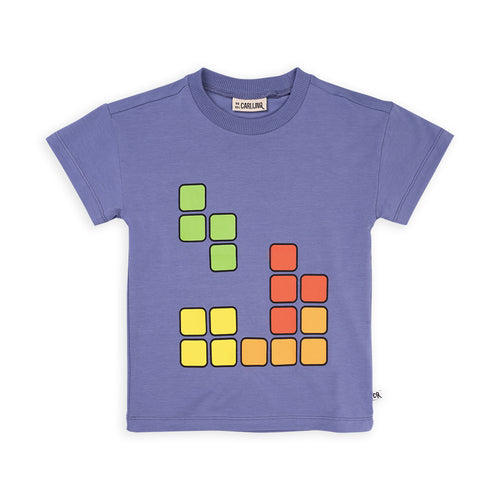 Shop kids organic cotton t-shirt Blox inspired by the blocky world of video games and superheroes. This kids t-shirt is made with organic cotton by CarlijnQ. MiliMilu offers the trendiest and most comfortable kids summer collection online that is breathable and easy to wear, kids clothing made for summer and holidays.