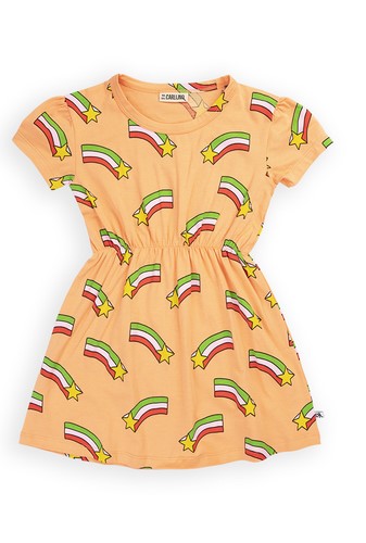 Shop organic cotton peach girl summer dresses online in Hong Kong and Singapore; also the best summer kids' clothing for stylish kids. This organic cotton girls' summer dress has short sleeves, perfect dress for the hot weather and summer holidays. Best girls and tween dresses online, fast delivery local delivery.