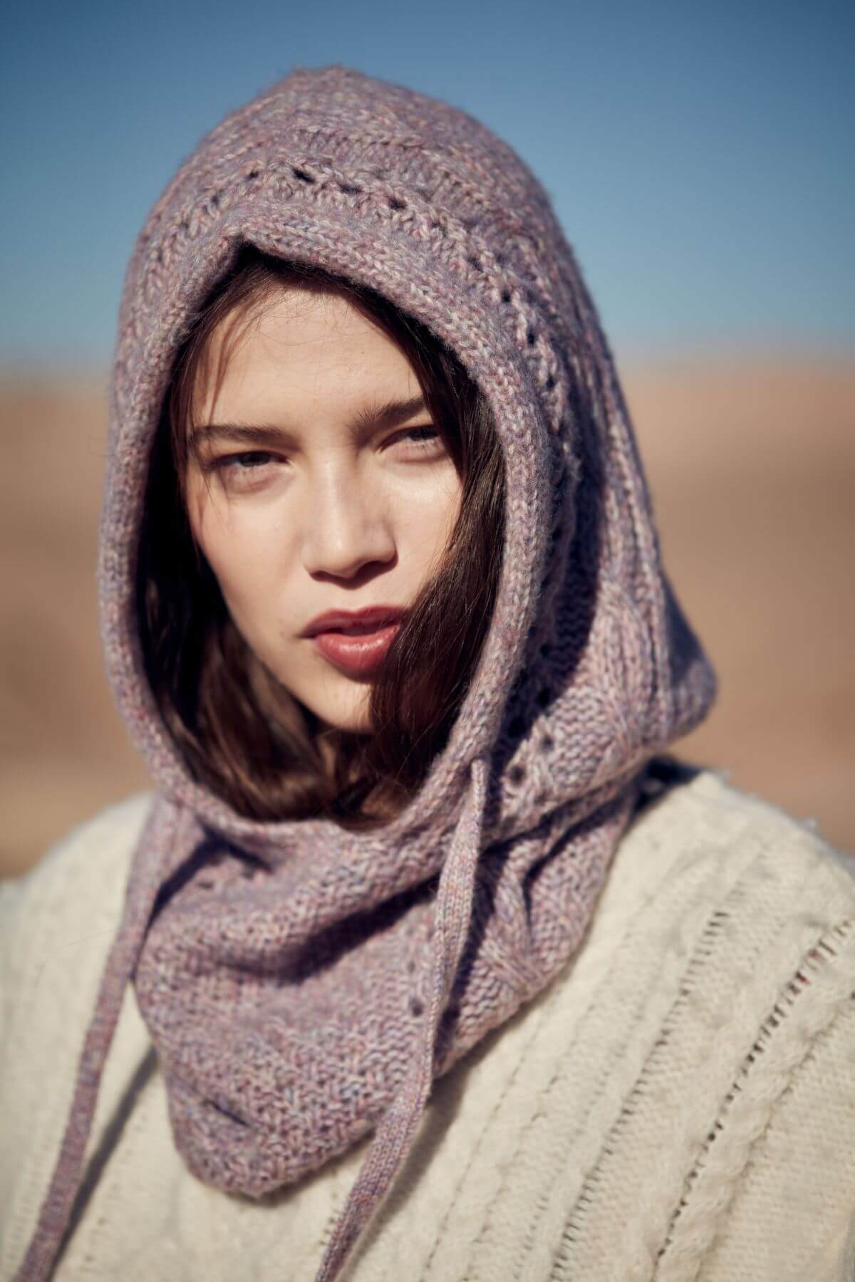 Shop women's hood / hat in mauve at MiliMilu Lifestyle by Louise Misha. Shop women's sustainable accessories, hats and presents for celebrations at online.