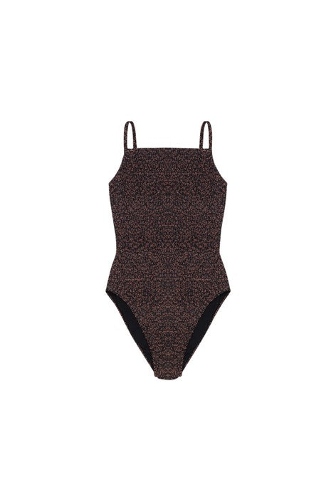 Shop the smocked women's swimsuit Solvang, made from recycled fabric, with an eye-catching print, this women swimsuit merges fashion and exclusivity for a stunning beachwear collection. This one-piece women's swimsuit has a feminine touch and trendy women swimsuit, shop the best sustainable women swimsuits online.