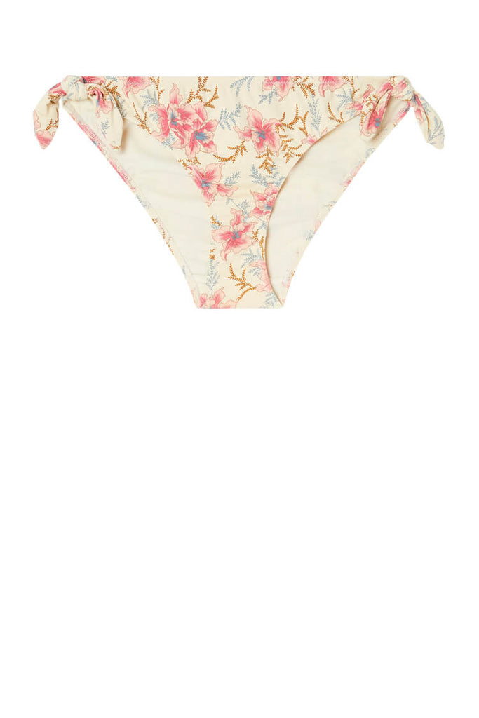 Check out the MiliMilu swimwear collection bottoms for eco-friendly and stylish swimwear online in Hong Kong and Singapore. Made from recycled materials, these bohemian-style bikini bottoms feature a raspberry flower print and decorative ties. Perfect for environmentally conscious women and moms who want to look great.