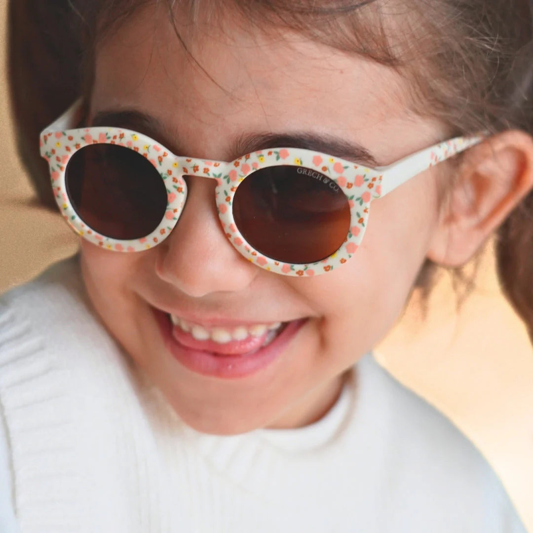 Shop the most adorable sunglasses for girls in pink meadow colour. These environmentally-friendly kid's sunglasses, designed by Grech & Co, are made from non-toxic, shatter-resistant materials, ensuring increased sturdiness, longevity, and adaptability with polarised lenses with UV400 sun protection. Mini-Me available.