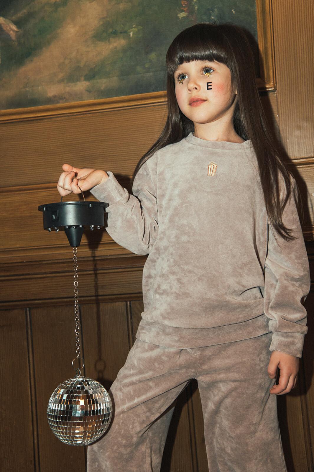 Girls velvet sweater that is perfect for stylish girls online at MiliMilu Lifestyle. It is easy to wear, goes well with any outfit, and is resistant to stains. Mini Me twinning for stylish Mom and daughter.