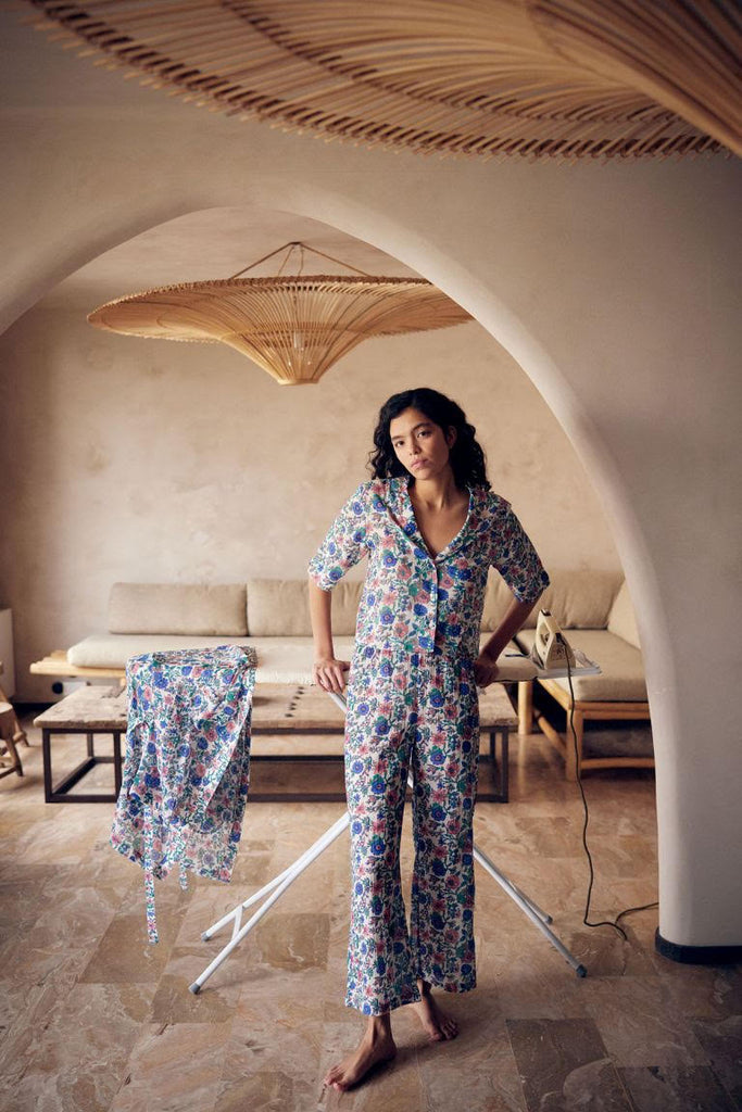 These organic cotton women's pyjamas or loungewear in Blue summer Meadow print will become the favourite thing to wear and perfect summer pyjamas. These organic cotton women's pyjamas set are made by Louise Misha. This organic cotton pyjama set is also the perfect gift for women and moms - Mother's Day is coming up!