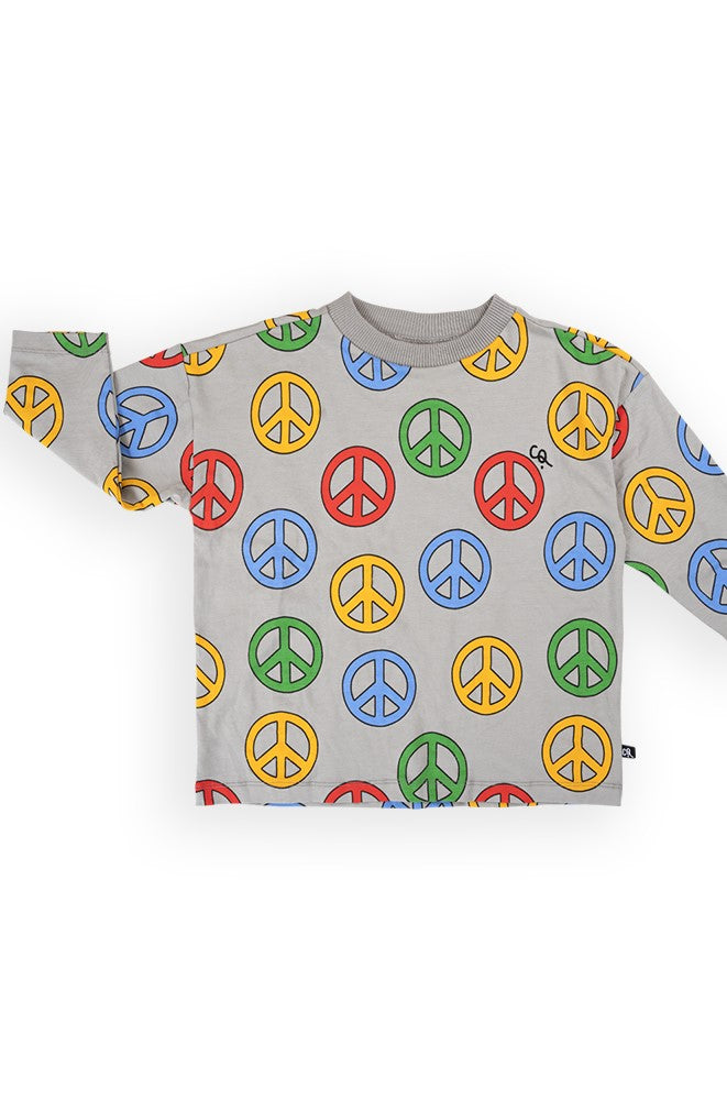 Shop organic cotton kids long sleeve oversize top in bold and bright print - Peace. Explore our organic cotton kids clothing collection Peace. Also best kids presents and gifts.