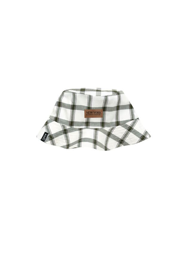 The kid's bucket hat from is perfect for protecting from the sun and adding to your style! The bucket hat is made with lightweight organic cotton (GOTS) without any harmful chemicals. Best babies and kids bucket hat to wear right now.
